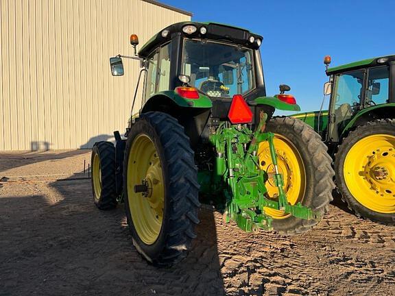Image of John Deere 6155M equipment image 2