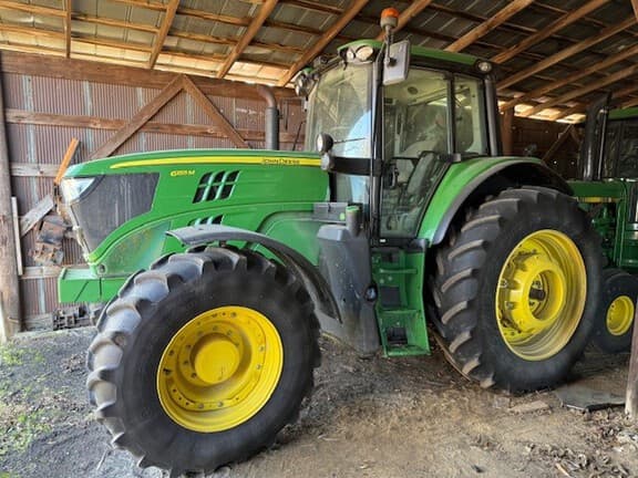 Image of John Deere 6155M equipment image 2