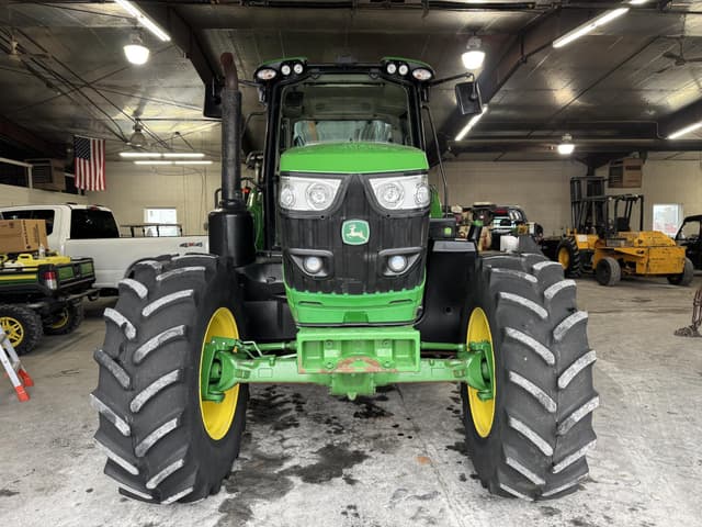 Image of John Deere 6155M equipment image 1