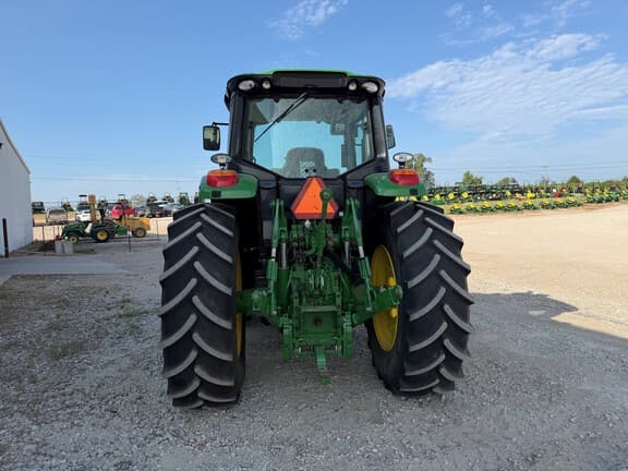 Image of John Deere 6155M equipment image 4