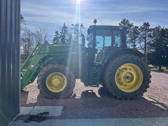 Image of John Deere 6155M equipment image 1