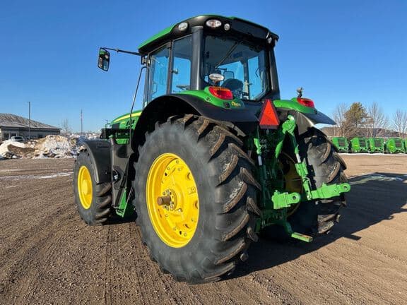 Image of John Deere 6155M equipment image 2