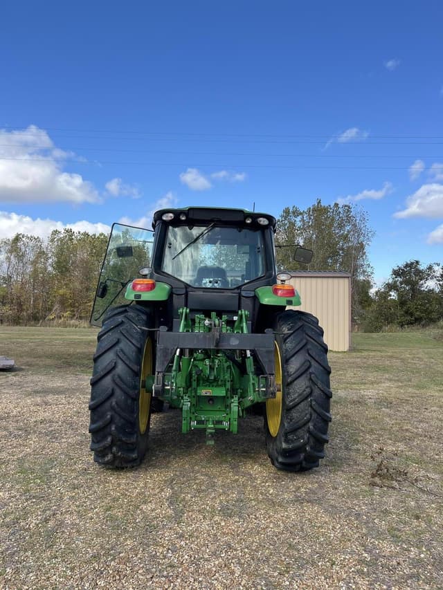 Image of John Deere 6155M equipment image 4