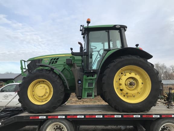 Image of John Deere 6155M equipment image 1