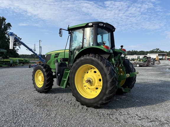 Image of John Deere 6155M equipment image 4