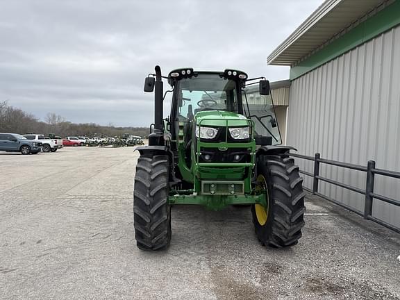 Image of John Deere 6155M equipment image 4