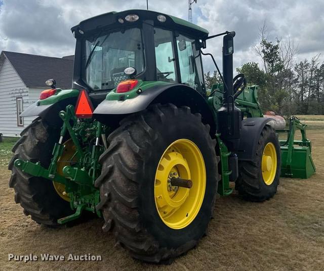 Image of John Deere 6155M equipment image 4