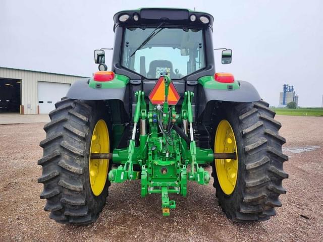 Image of John Deere 6155M equipment image 3