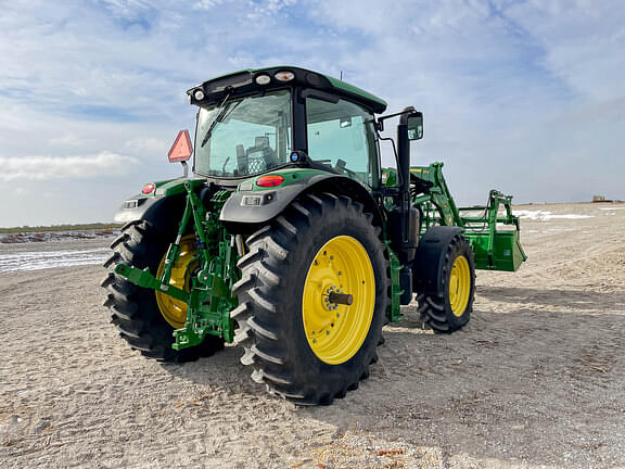 Image of John Deere 6155R equipment image 4