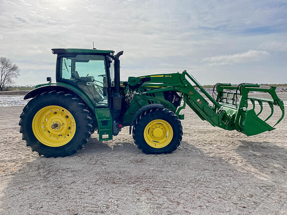 Image of John Deere 6155R equipment image 3