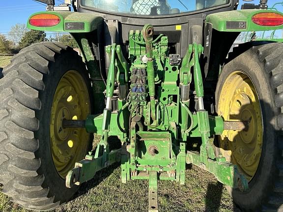 Image of John Deere 6155R equipment image 4