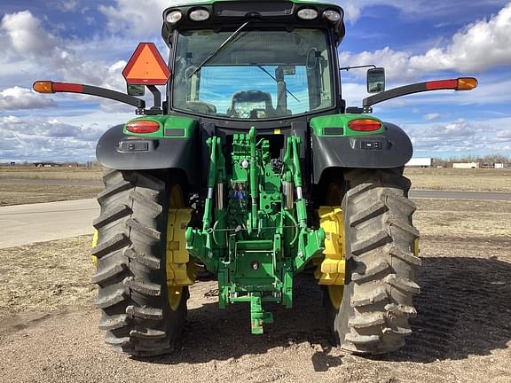 Image of John Deere 6155R equipment image 4