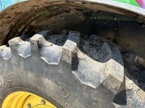 Image of John Deere 6155R equipment image 4