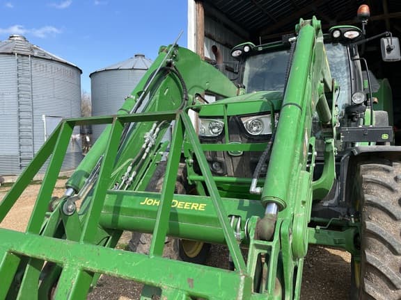 Image of John Deere 6155R equipment image 3