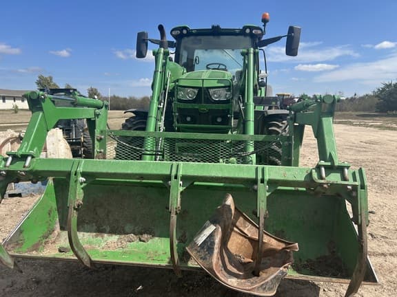 Image of John Deere 6155R equipment image 3