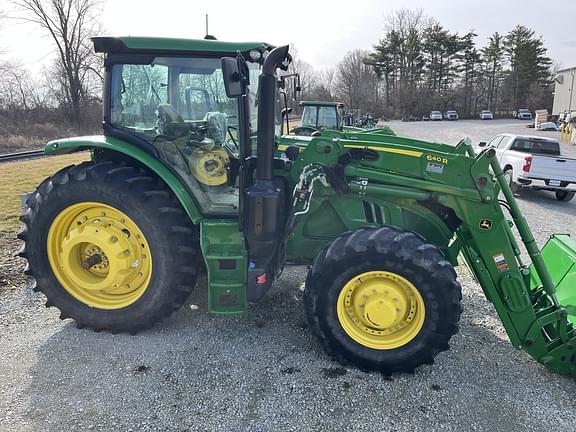 Image of John Deere 6155R equipment image 4