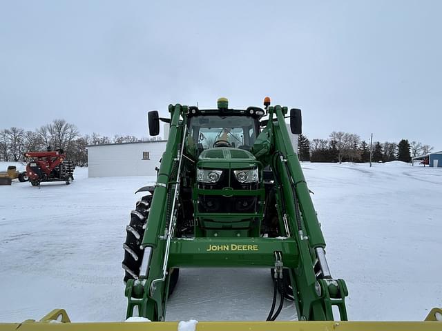 Image of John Deere 6155R equipment image 4