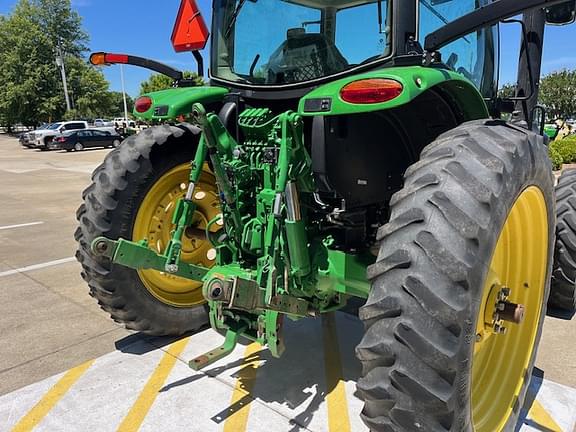 Image of John Deere 6155R equipment image 3