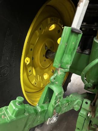 Image of John Deere 6155R equipment image 3