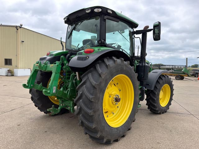 Image of John Deere 6155R equipment image 4
