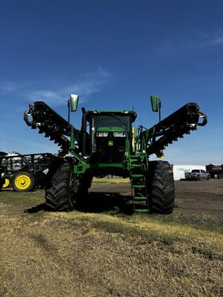 2021 John Deere 616R Equipment Image0