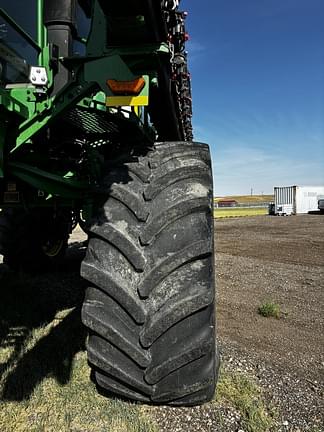 Image of John Deere 616R equipment image 3