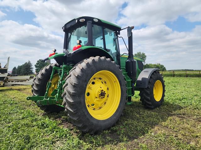 Image of John Deere 6175M equipment image 4