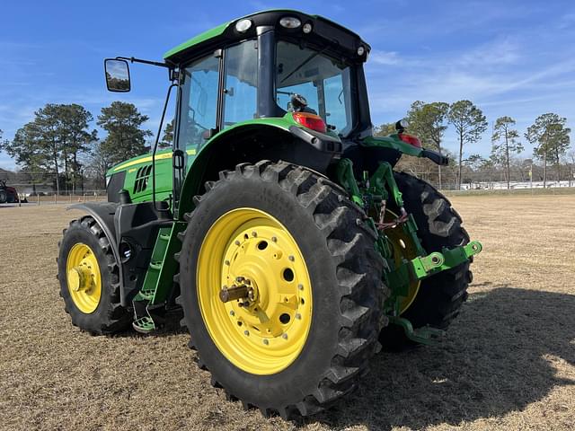 Image of John Deere 6175M equipment image 2