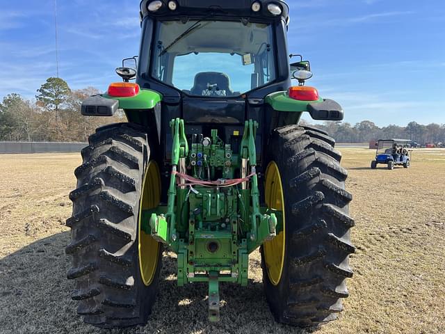 Image of John Deere 6175M equipment image 4