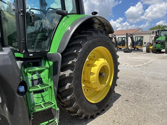 Image of John Deere 6175M equipment image 3