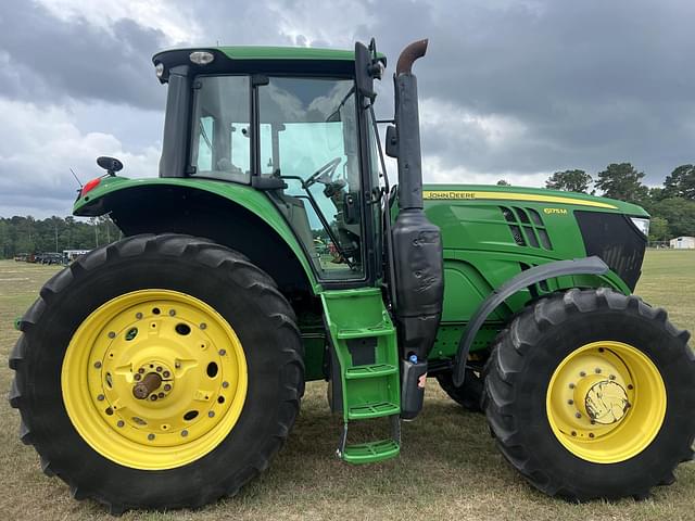 Image of John Deere 6175M equipment image 4