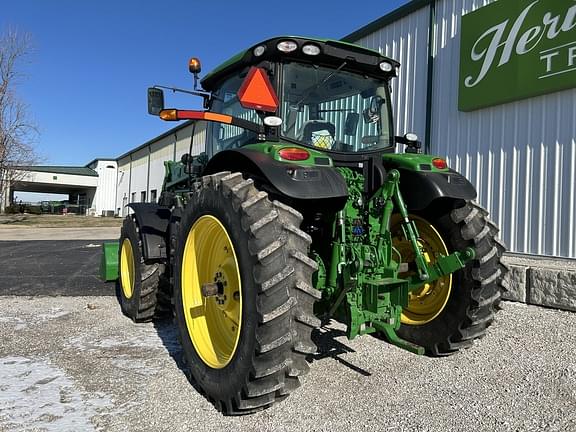 Image of John Deere 6175R equipment image 3