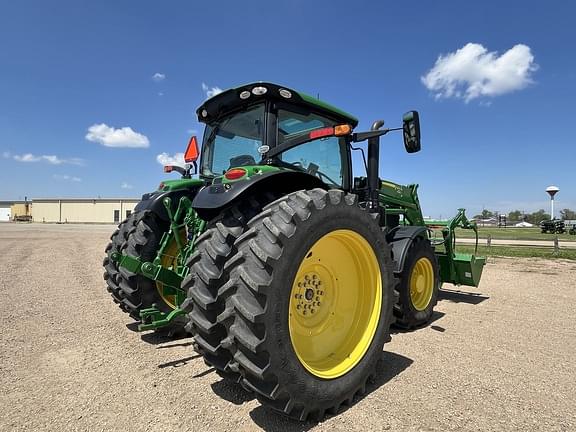 Image of John Deere 6175R equipment image 4