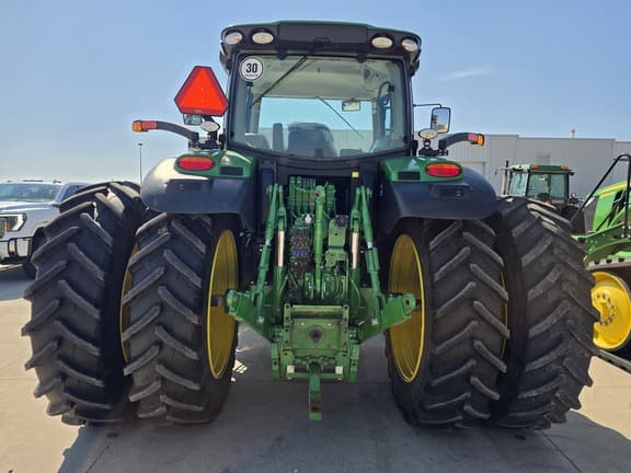 Image of John Deere 6175R equipment image 4