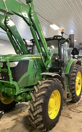 Image of John Deere 6175R Image 1