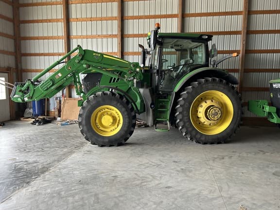 Image of John Deere 6175R equipment image 1