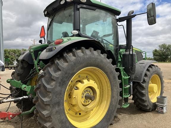 Image of John Deere 6175R equipment image 3