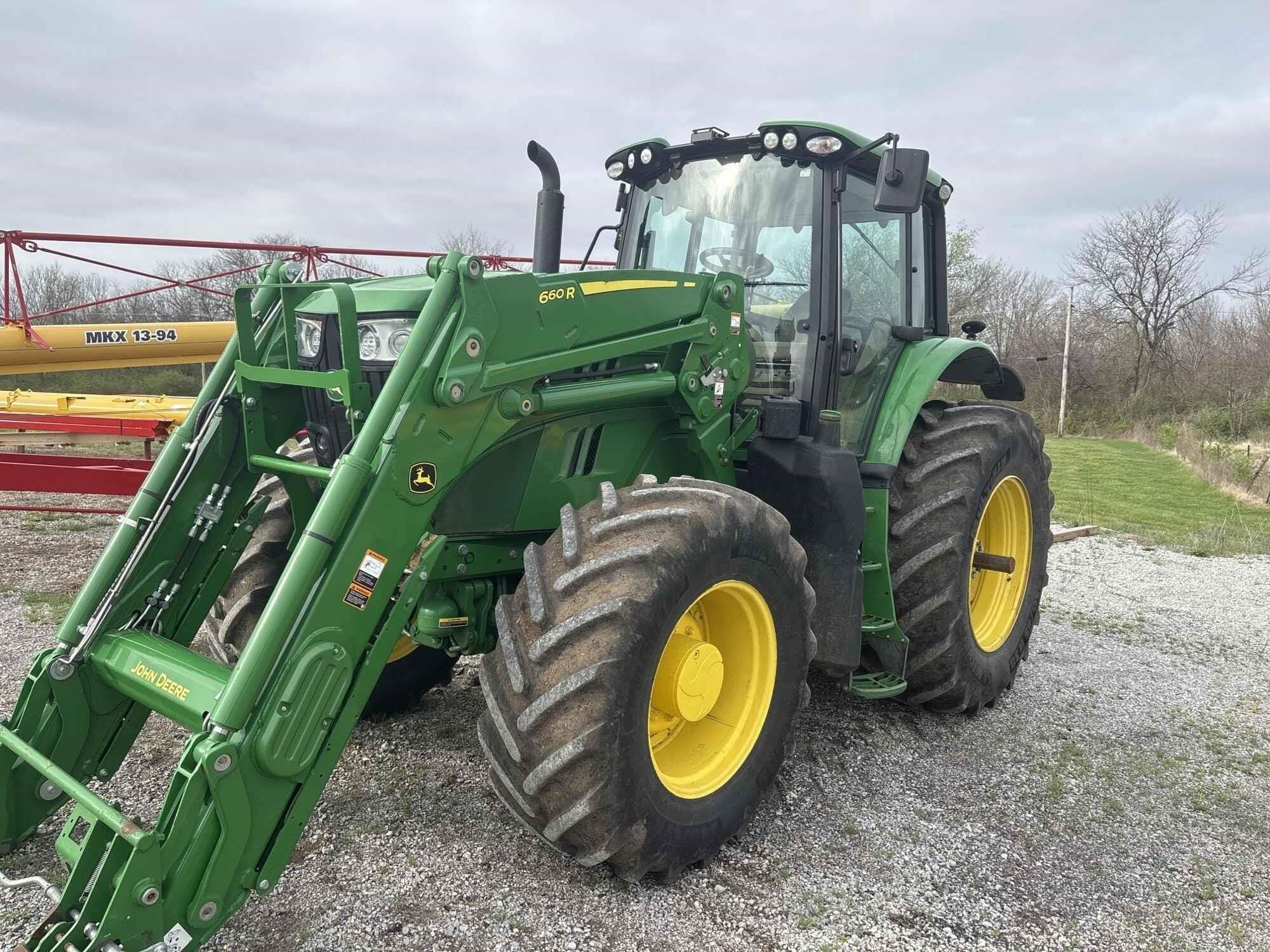 2021 John Deere 6195M Equipment Image0