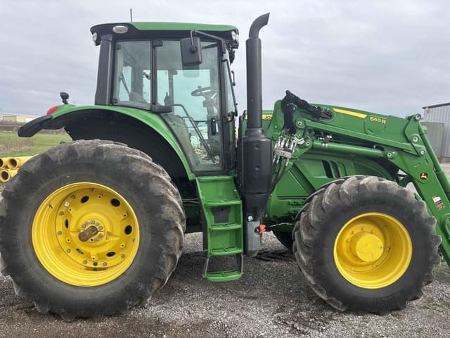 Image of John Deere 6195M equipment image 4