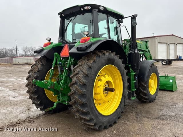 Image of John Deere 6195M equipment image 4