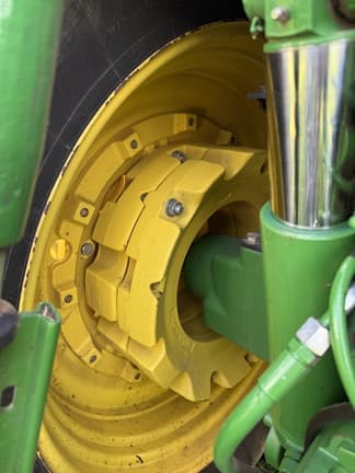 Image of John Deere 6195R equipment image 3
