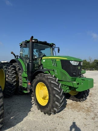 2021 John Deere 6195R Equipment Image0