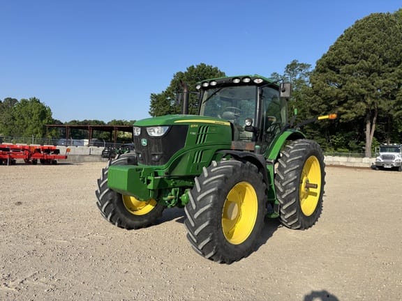 2021 John Deere 6215R Equipment Image0