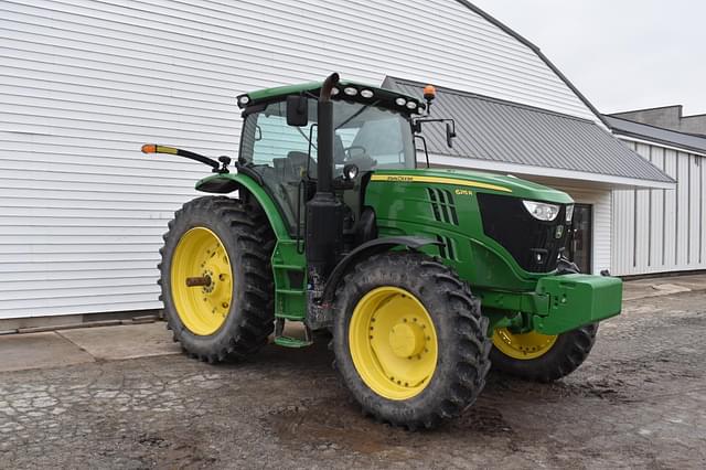 Image of John Deere 6215R equipment image 4