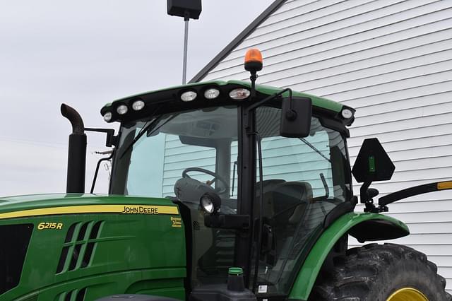 Image of John Deere 6215R equipment image 1