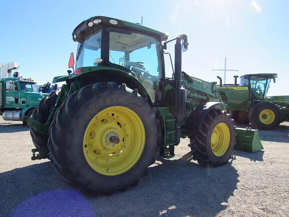 Image of John Deere 6215R equipment image 4