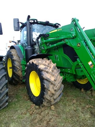 Main image John Deere 6215R
