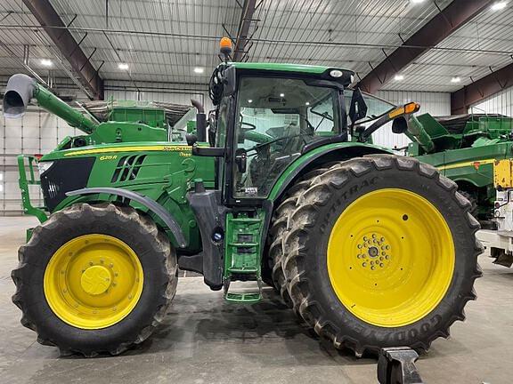 Image of John Deere 6215R equipment image 1