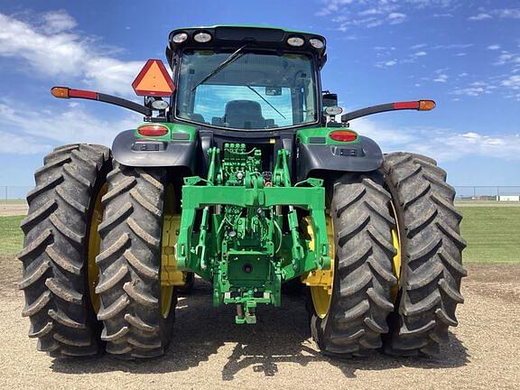 Image of John Deere 6215R equipment image 3