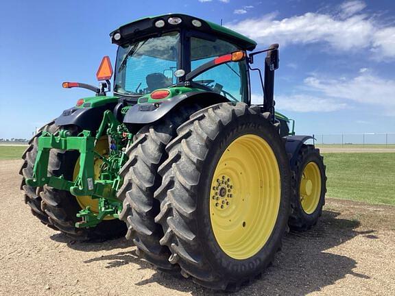 Image of John Deere 6215R equipment image 4